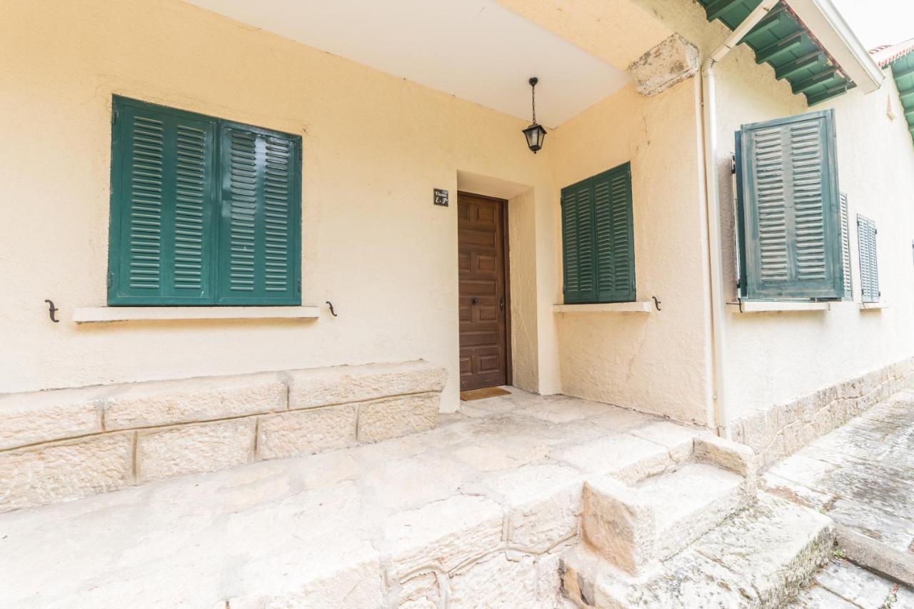 Apartamentos Rurales El Colvillo Trillo Exterior photo