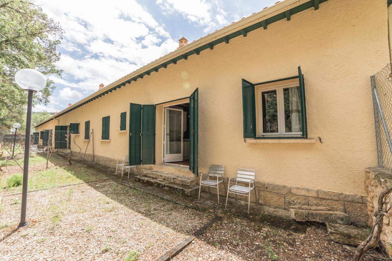 Apartamentos Rurales El Colvillo Trillo Exterior photo
